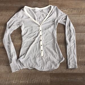 Lululemon Awesoma Henley